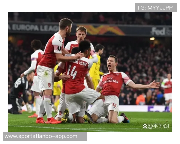 国米战胜热那亚首次独占意甲榜首位置展现强劲实力 国米战胜热那亚首次独占意甲榜首位置展现强劲实力