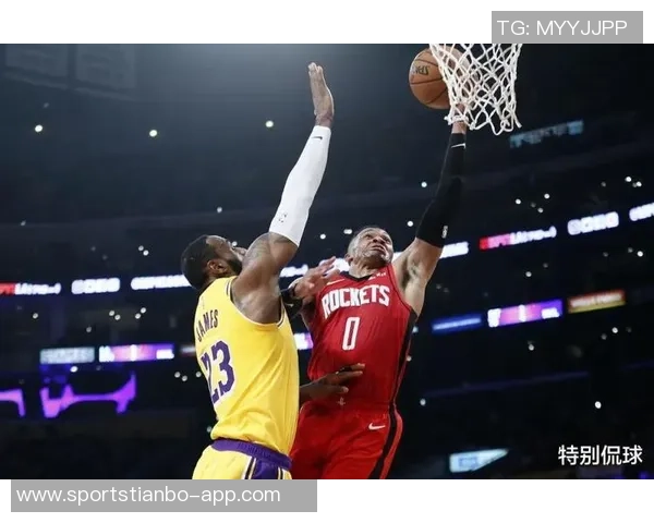 高炮台莫布里上半场表现出色贡献10分5板2助1帽三分命中率高达667